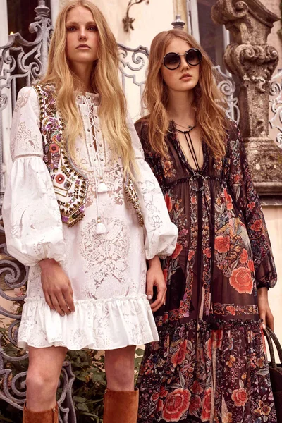 Look 23